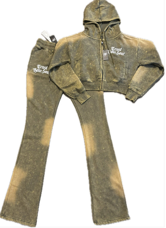 Women’s Jogging Suites